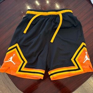 Jordan Men's Dri-FIT Sport Diamond Shorts DH9075 size Small